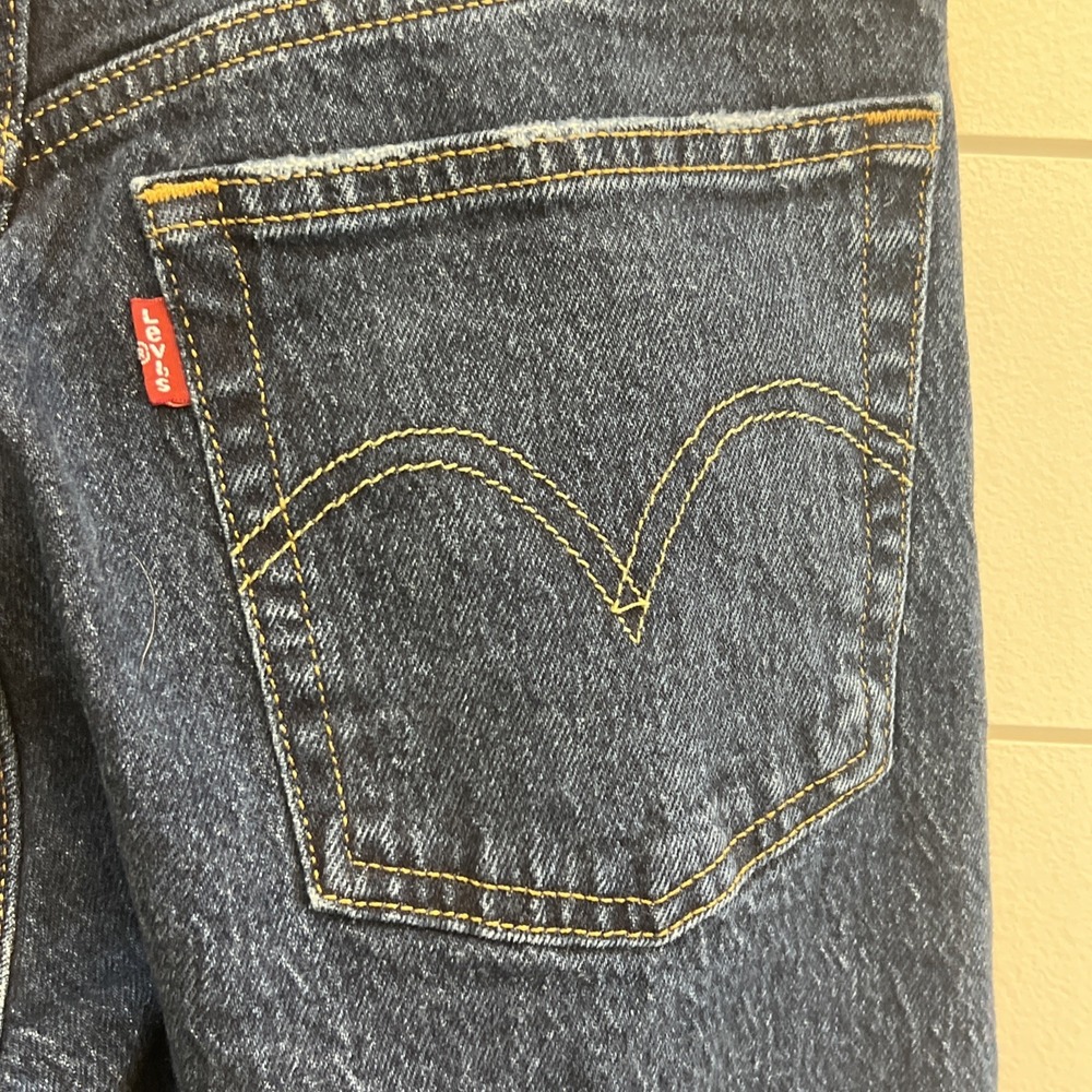 Levi's 501 S Button Fly Skinny Jeans Womens 24x30 High Rise Distressed Dark Wash - Picture 6 of 15